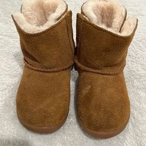Uggs Boots - Tan - Size 6 Kids